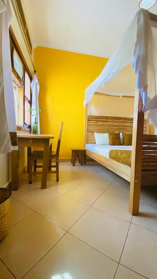 Buutu Nest Bed & Breakfast Jinja Eksteriør bilde